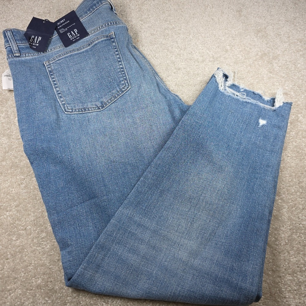 Gap Girlfriend Jeans Womens 35X20T Blue Denim Mid Rise‎ Tapered Leg Distressed